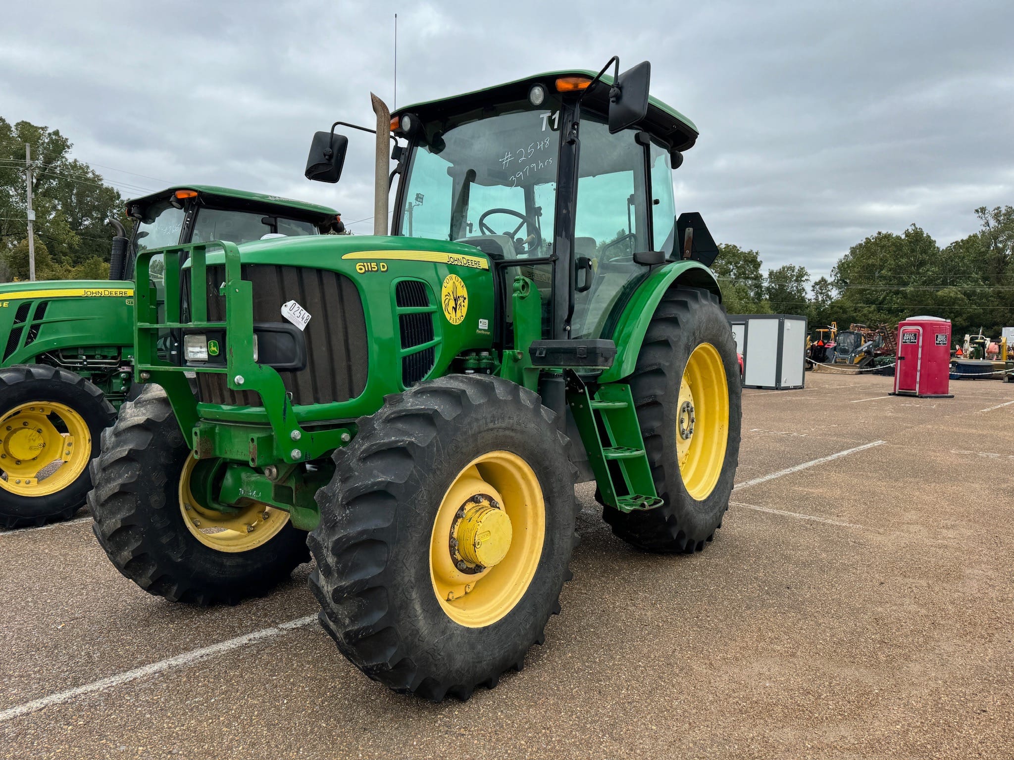 Main image John Deere 6115