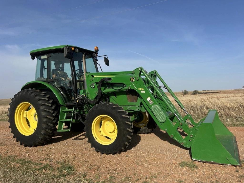 John Deere 6115D Equipment Image0