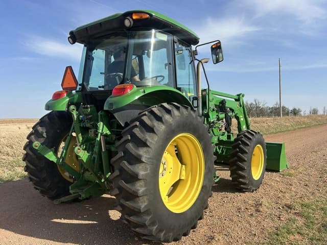 Image of John Deere 6115D equipment image 2