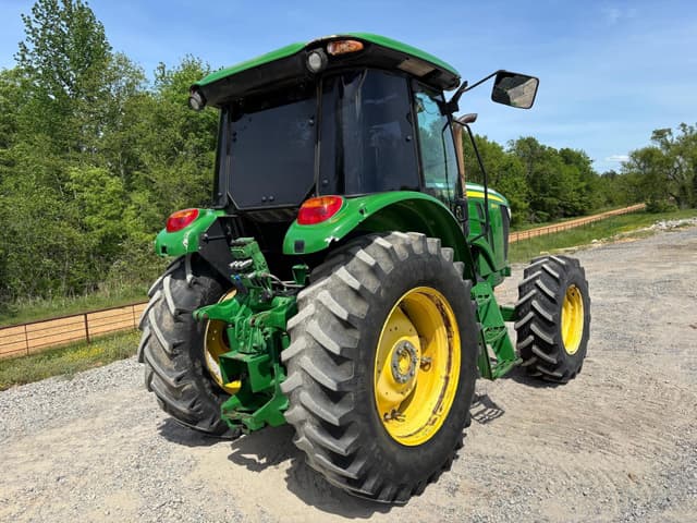 Image of John Deere 6115D equipment image 4