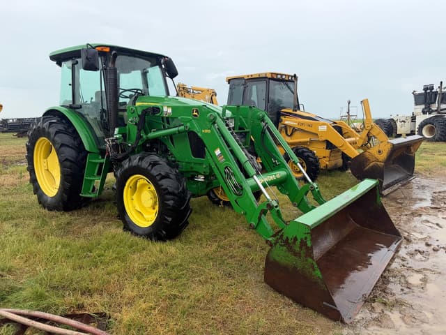 Image of John Deere 6115D equipment image 1