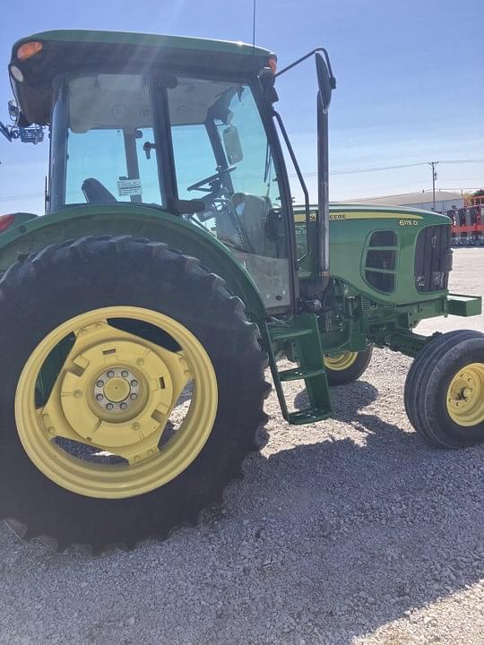 Image of John Deere 6115D equipment image 2