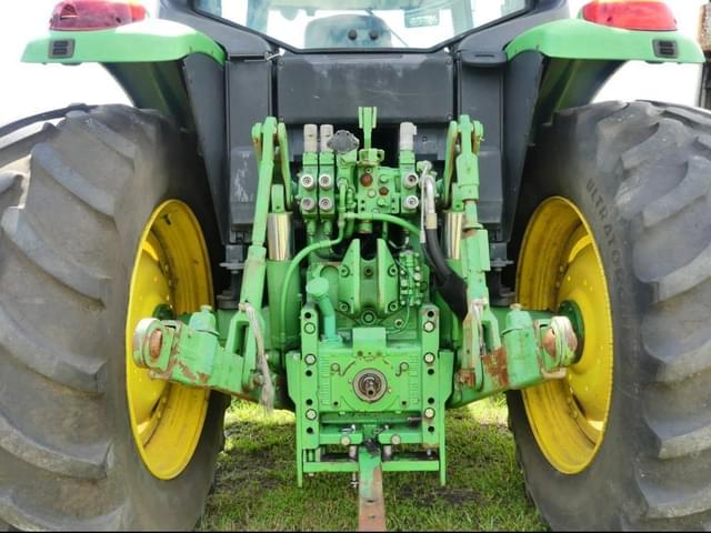 Image of John Deere 6115M equipment image 4