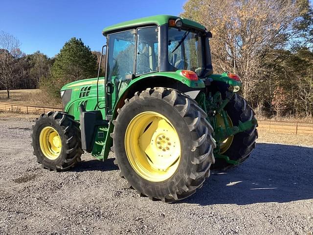 Image of John Deere 6115M equipment image 4