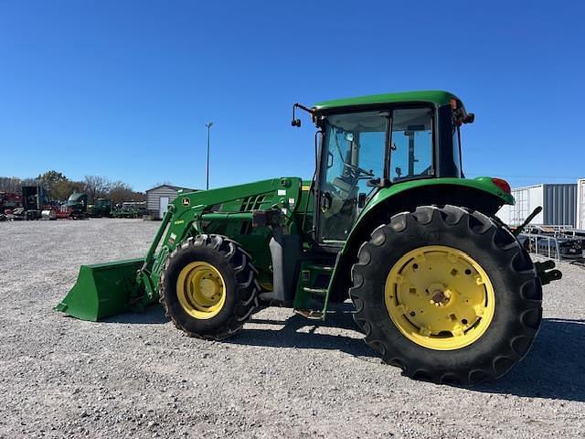 Image of John Deere 6115M equipment image 2