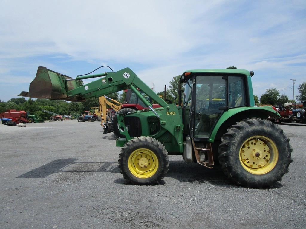 Image of John Deere 6120 Primary image