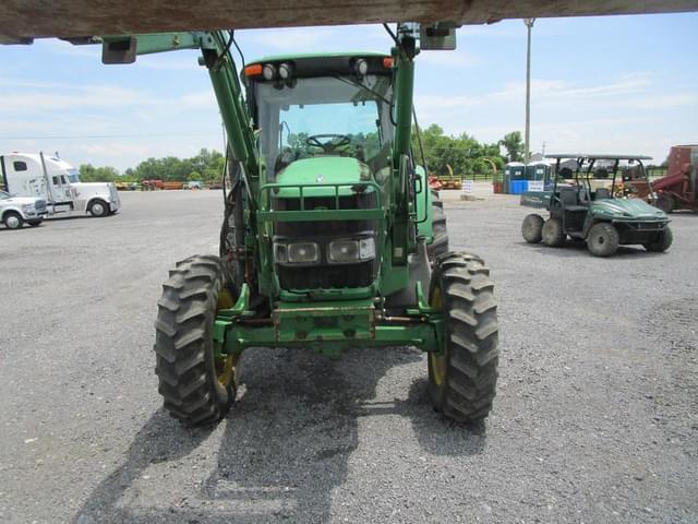 Image of John Deere 6120 equipment image 2