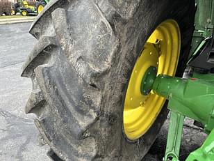 Main image John Deere 6120E 6