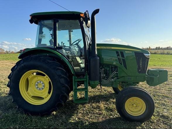 Main image John Deere 6120E