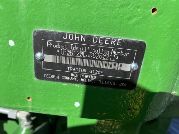 Image of John Deere 6120E equipment image 1