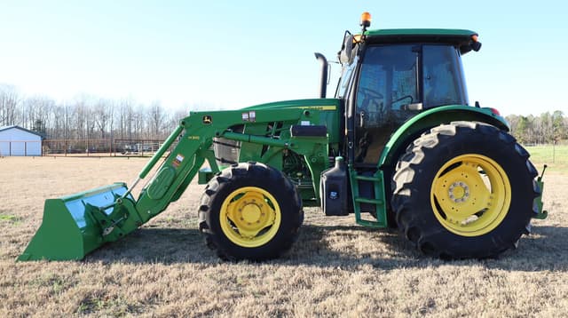 Image of John Deere 6120E equipment image 2