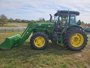 John Deere 6120E Image