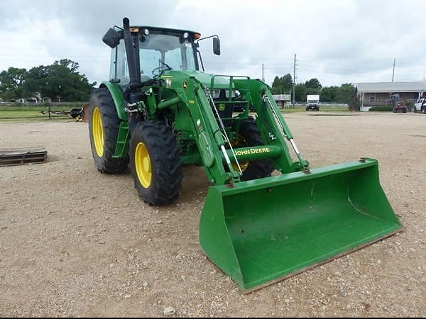 Image of John Deere 6120E equipment image 1