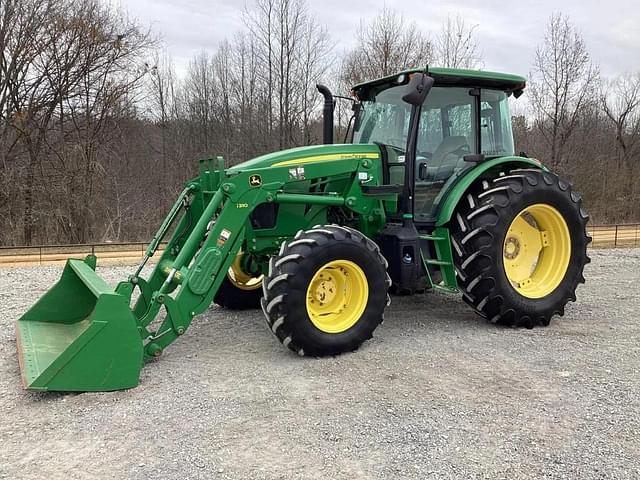 Image of John Deere 6120E equipment image 4