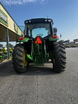 Image of John Deere 6120M equipment image 4