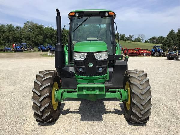 Image of John Deere 6120M equipment image 4