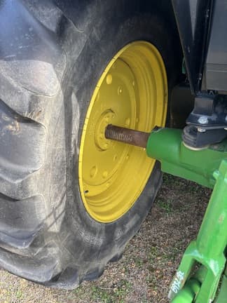 Image of John Deere 6120M equipment image 4