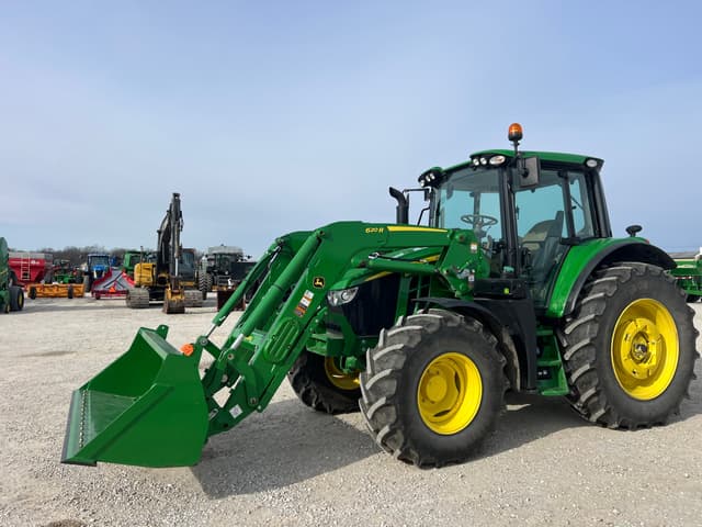Image of John Deere 6120M equipment image 2