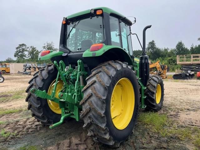 Image of John Deere 6120M equipment image 4