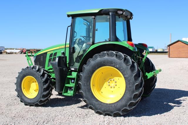 Image of John Deere 6120M equipment image 2