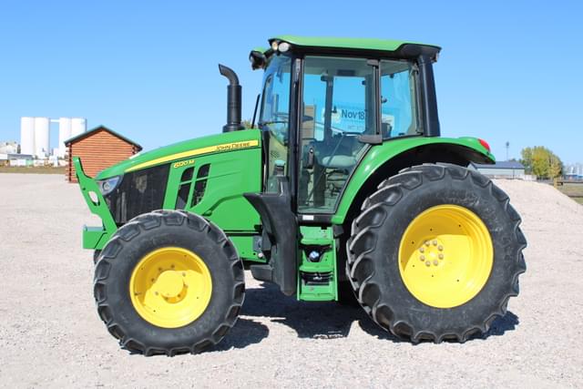 Image of John Deere 6120M equipment image 1