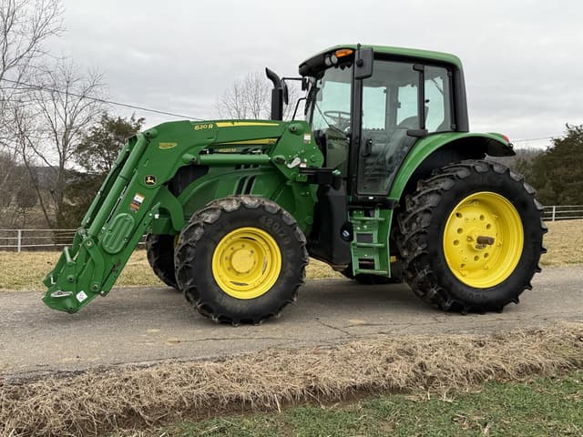 Image of John Deere 6120M equipment image 1