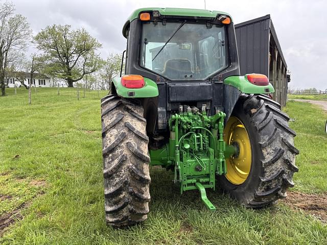 Image of John Deere 6125M equipment image 3