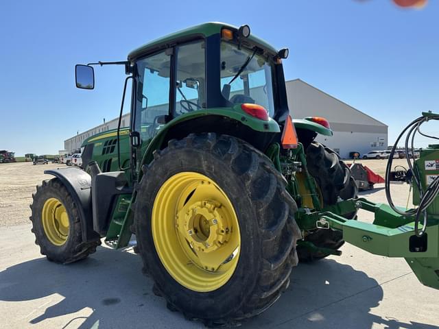 Image of John Deere 6125M equipment image 4