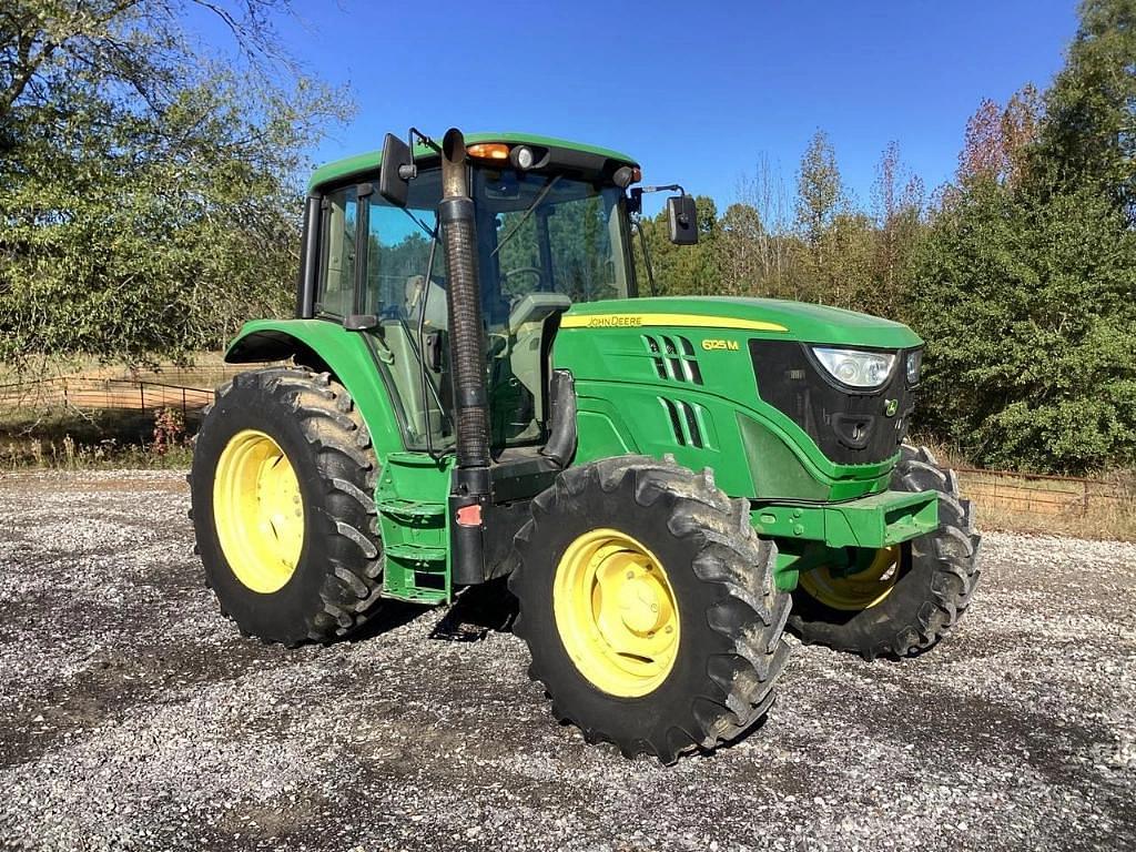 Image of John Deere 6125M Primary image