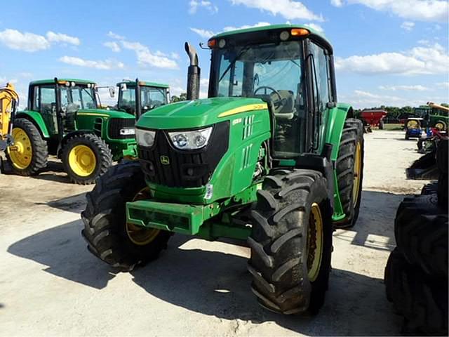 Image of John Deere 6125M equipment image 2
