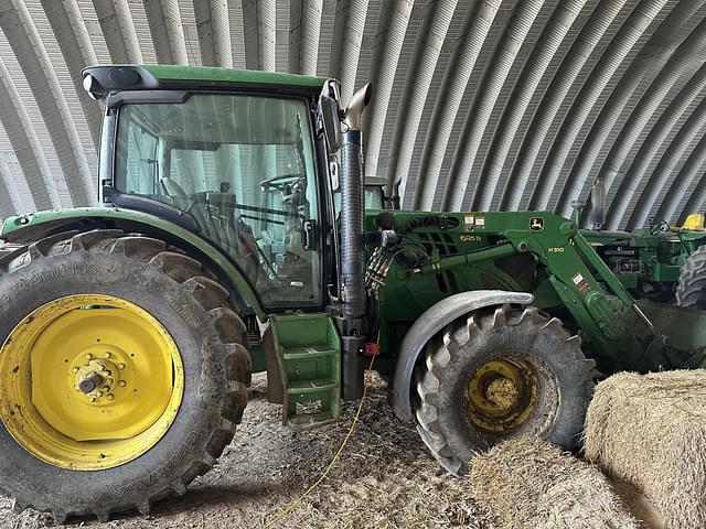 Image of John Deere 6125R equipment image 2