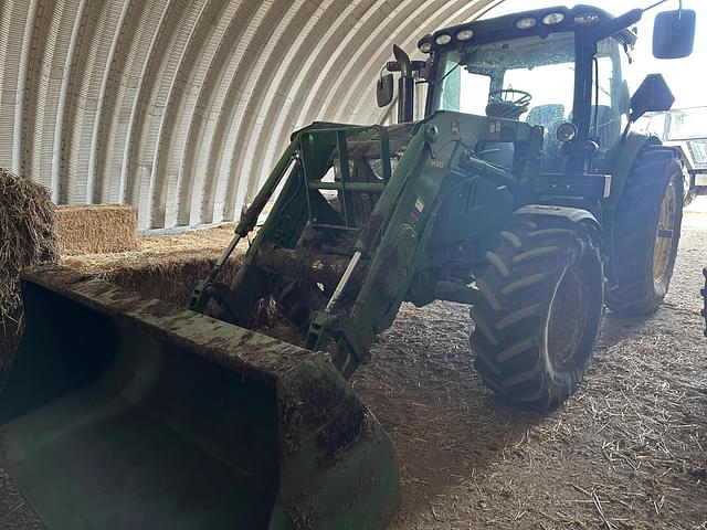 Image of John Deere 6125R equipment image 1