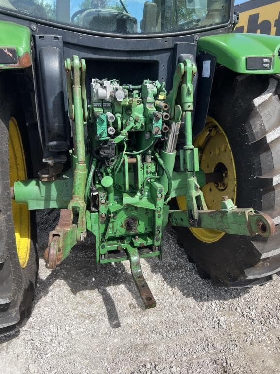 Image of John Deere 6125R equipment image 2