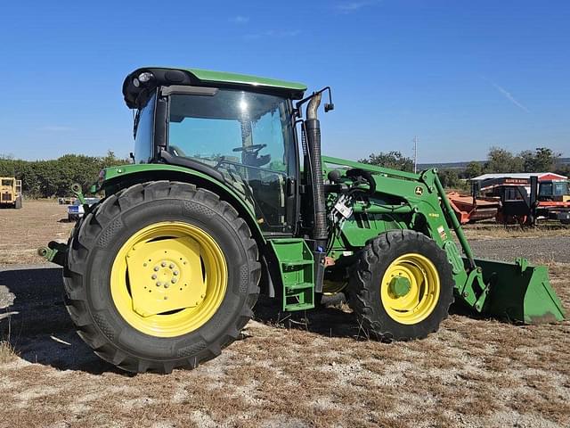 Image of John Deere 6125R equipment image 4