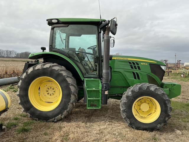 Image of John Deere 6125R equipment image 2