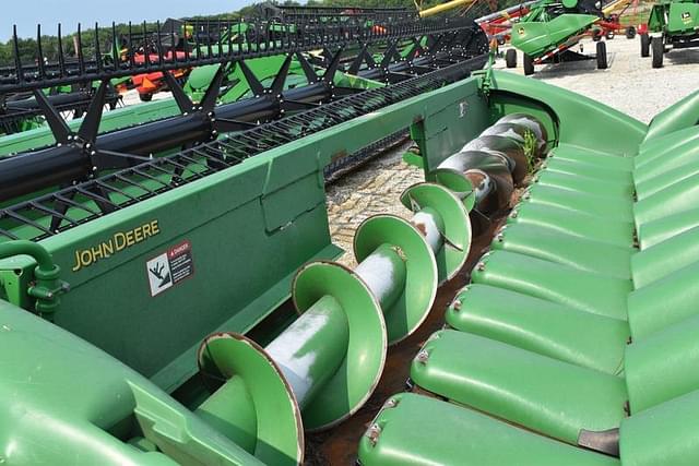 Image of John Deere 612C equipment image 3