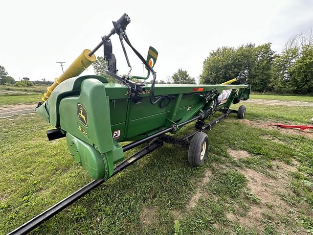 Image of John Deere 612C equipment image 4