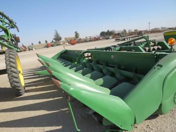 Main image John Deere 612C