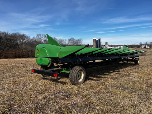 Image of John Deere 612C equipment image 4