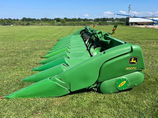 Image of John Deere 612FC equipment image 1