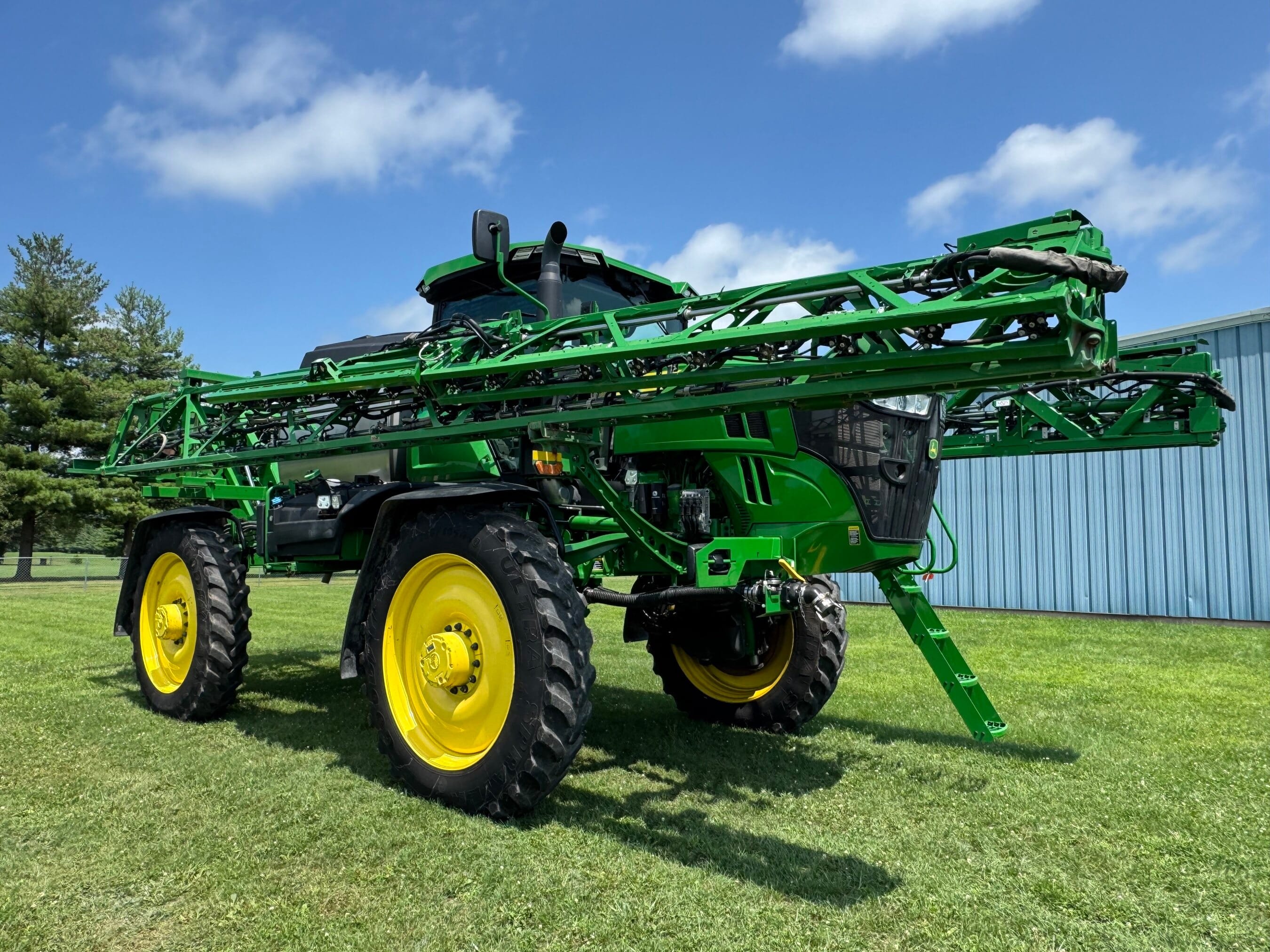 2024 John Deere 612R Equipment Image0