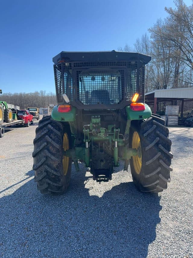Image of John Deere 6130 equipment image 3