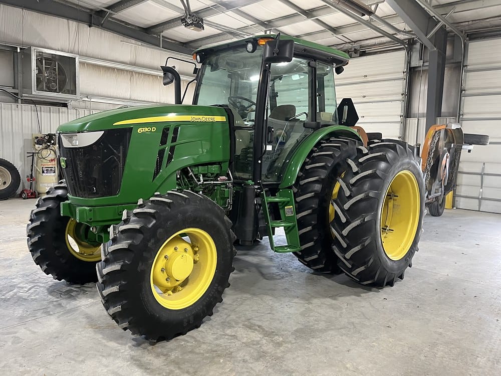 2015 John Deere 6130D Equipment Image0