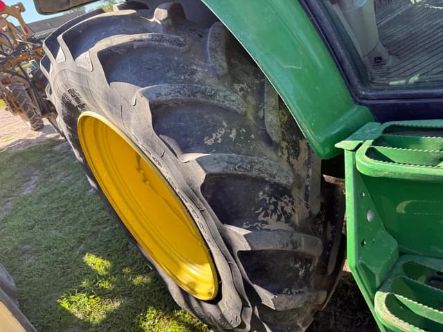 Image of John Deere 6130M equipment image 4