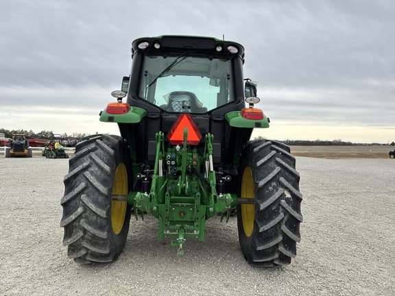 Image of John Deere 6130M equipment image 4