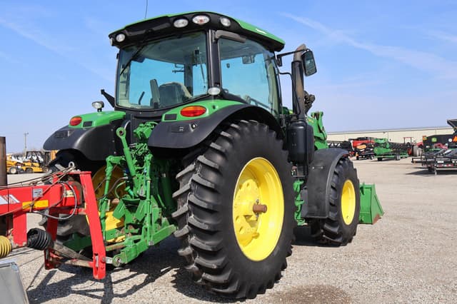 Image of John Deere 6130R equipment image 3