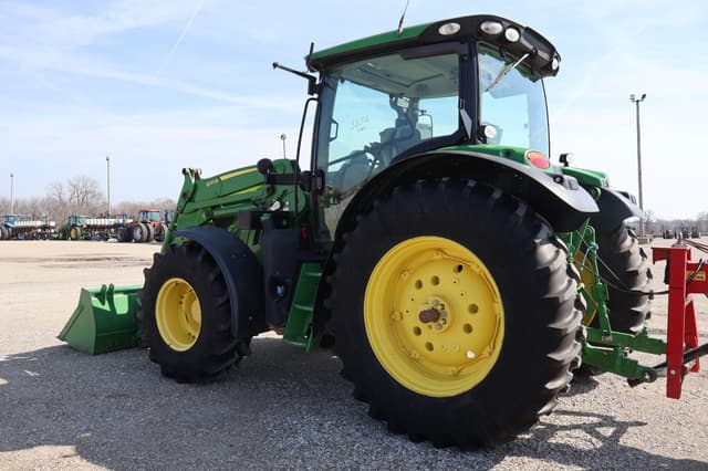 Image of John Deere 6130R equipment image 2