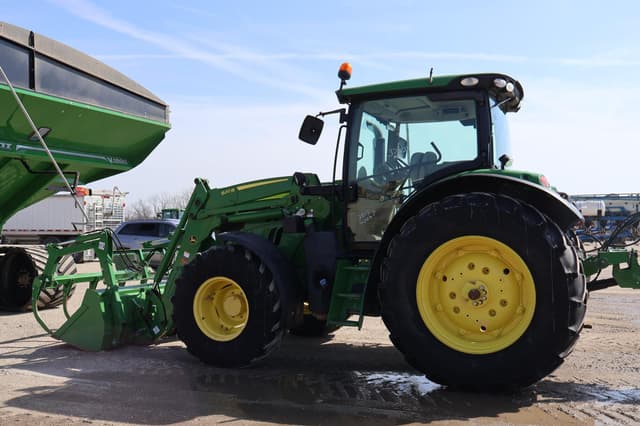 Image of John Deere 6130R equipment image 3