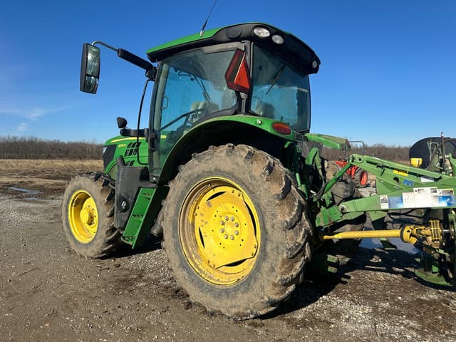 Image of John Deere 6130R equipment image 3