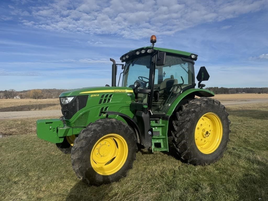 John Deere 6130R Equipment Image0